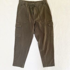 Athleta Women’s Cargo Pants 8 Gray